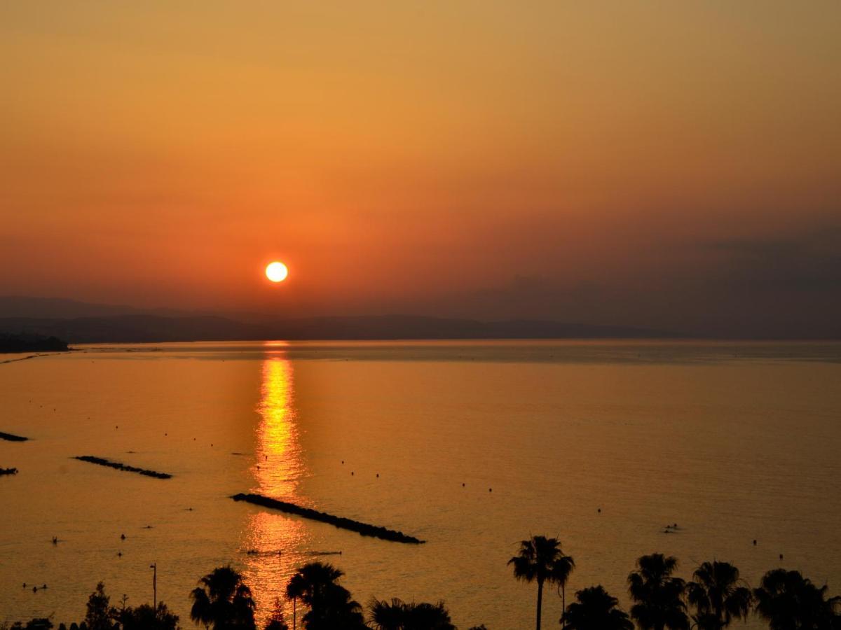 A City-Center Seaview Penthouse At Oceanic Apartment Limassol Bagian luar foto